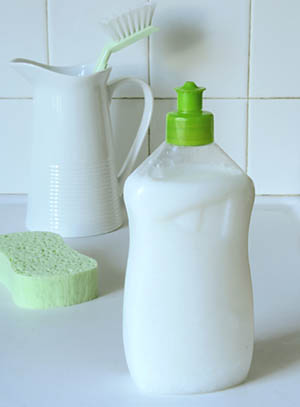 Liquide vaisselle écologique au Vinaigre blanc